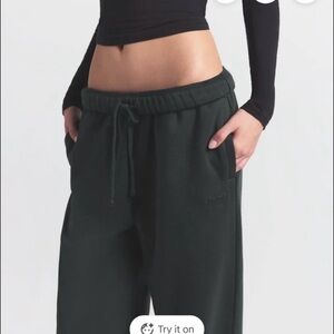 SKIMS <oversized>Cotton Fleece straight leg sweatpants & zip up hoodie NWT